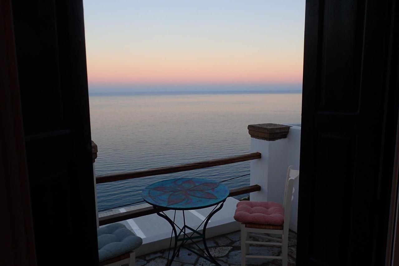 Eastern Wind Home Skyros Buitenkant foto